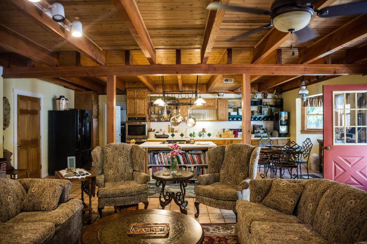 Roan Mountain Mountain Harbour B&B מראה חיצוני תמונה